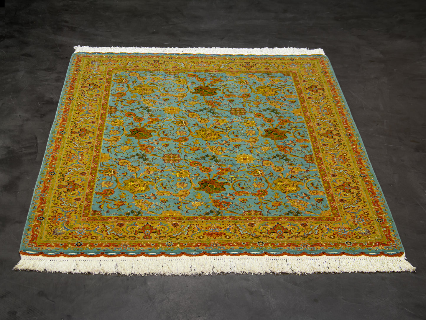 Traditional Wool And Silk Persian Tabriz Rug product image #29572060741802