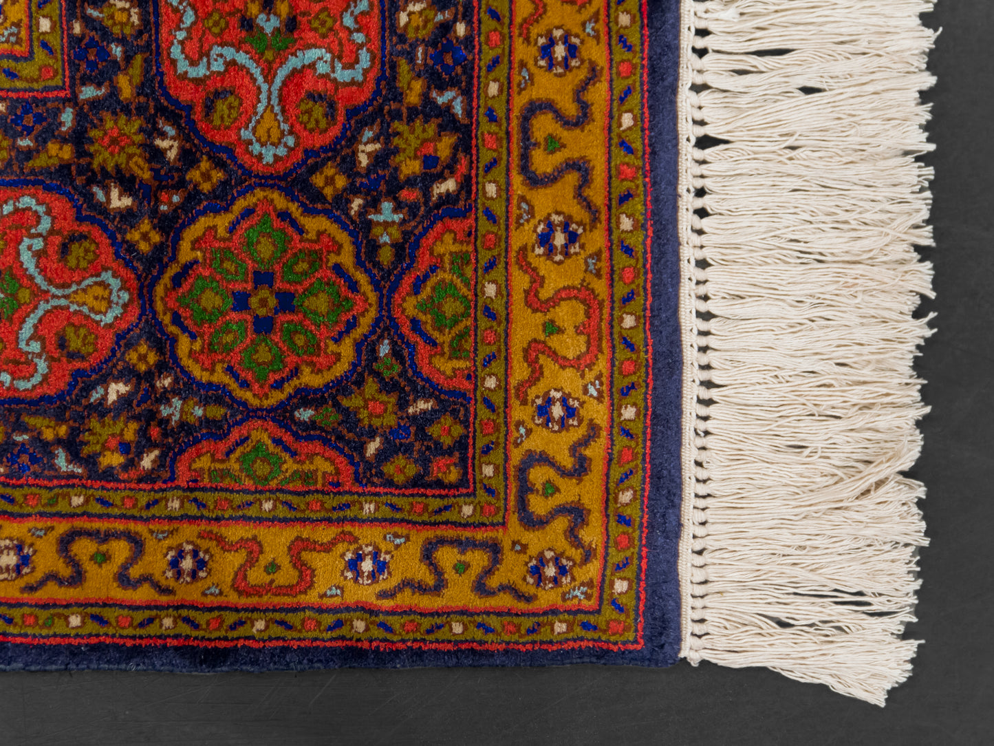 Handmade Fine Pure Silk Ardebil   Carpet With Medallion product image #29939025445034