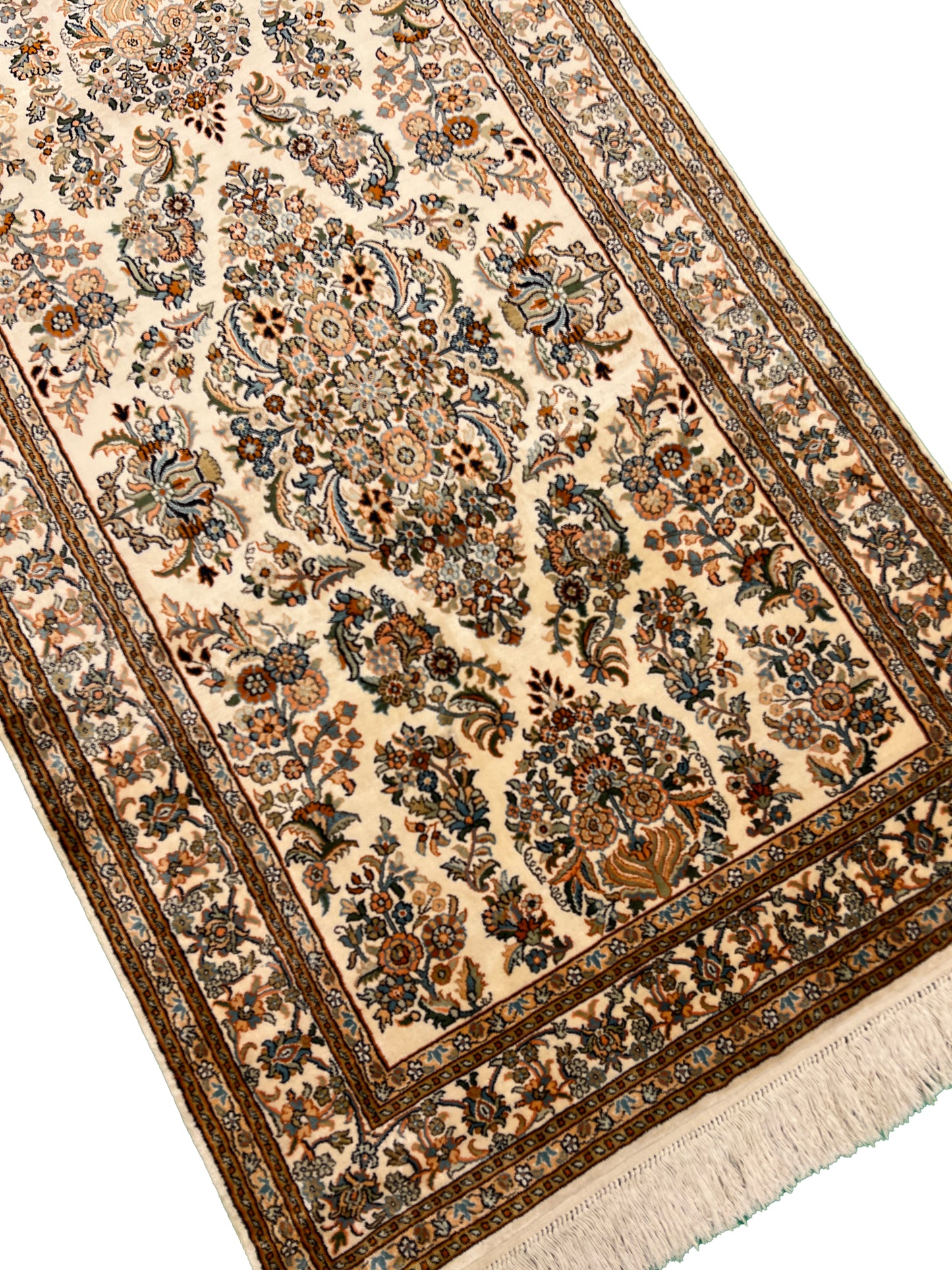 Traditional Pure Silk Kashmir Rug