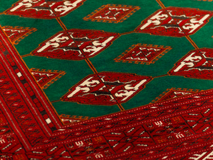 Handmade Traditional Fine Red And Green Bokhara Persian Wool Rug