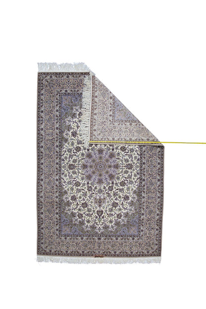 Persian Isfahan Hand-Knotted Area Rug-id4
