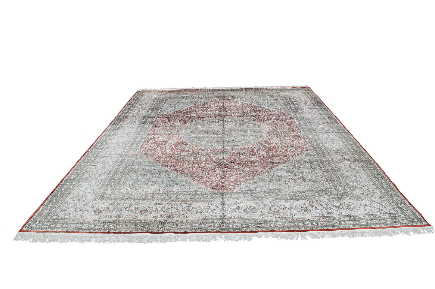 China Traditional Handmade Medallion Semi Antique Rug product image #27564106580138