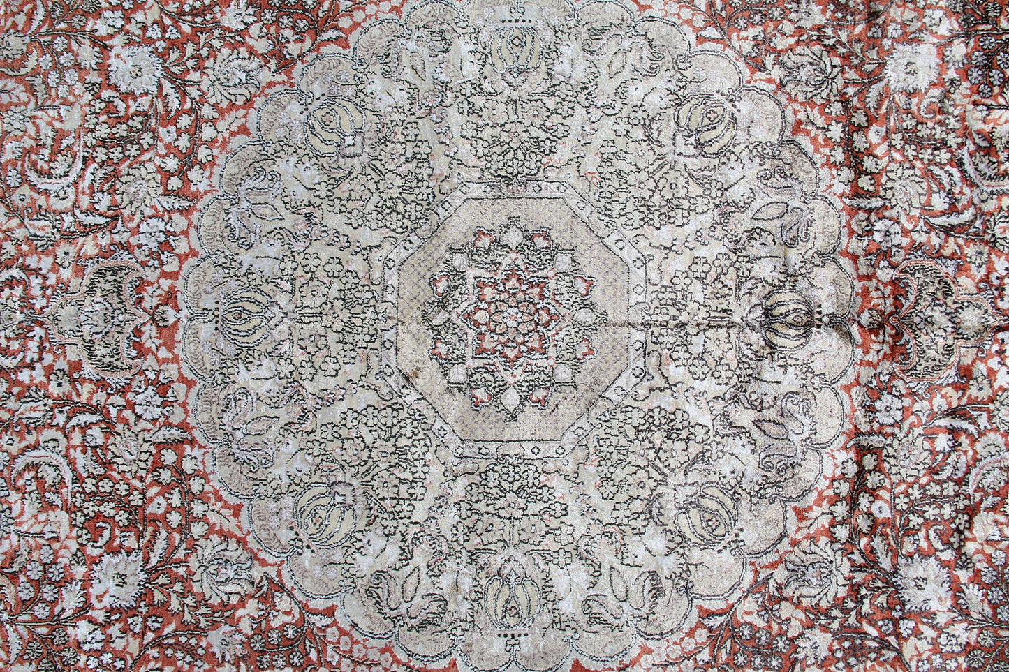 China Traditional Handmade Medallion Semi Antique Rug product image #27564106645674